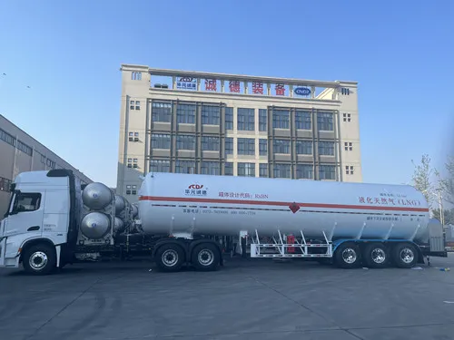 Cele mai bune vânzări din fabrică cu preț scăzut în vid industrial lichid criogenic semi-trailer